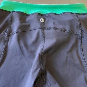 Lululemon Women's Cropped Legging Pants